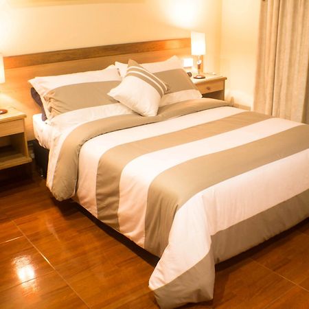 Hotel Charlies Place โบโกตา ภายนอก รูปภาพ