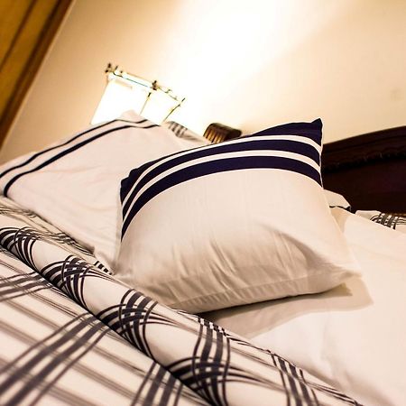 Hotel Charlies Place โบโกตา ภายนอก รูปภาพ