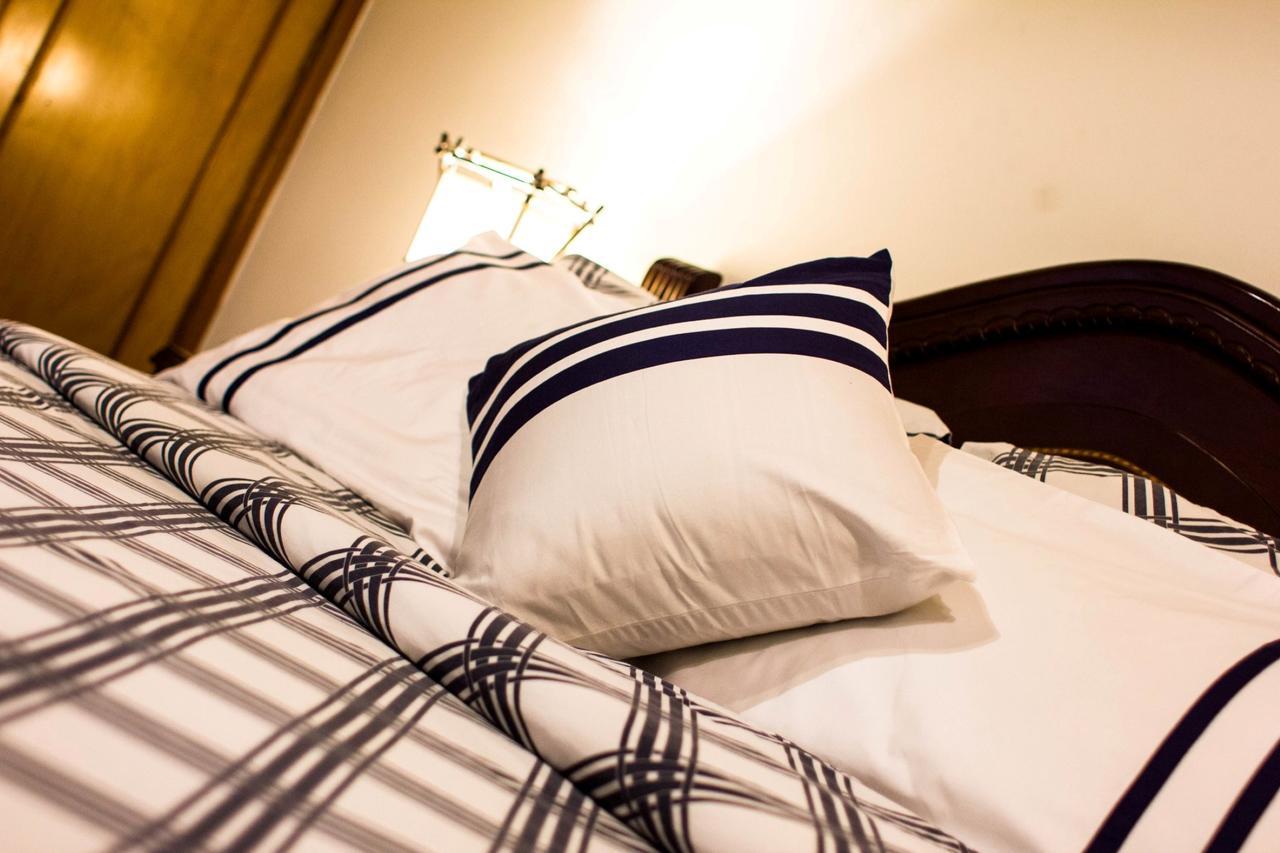 Hotel Charlies Place โบโกตา ภายนอก รูปภาพ