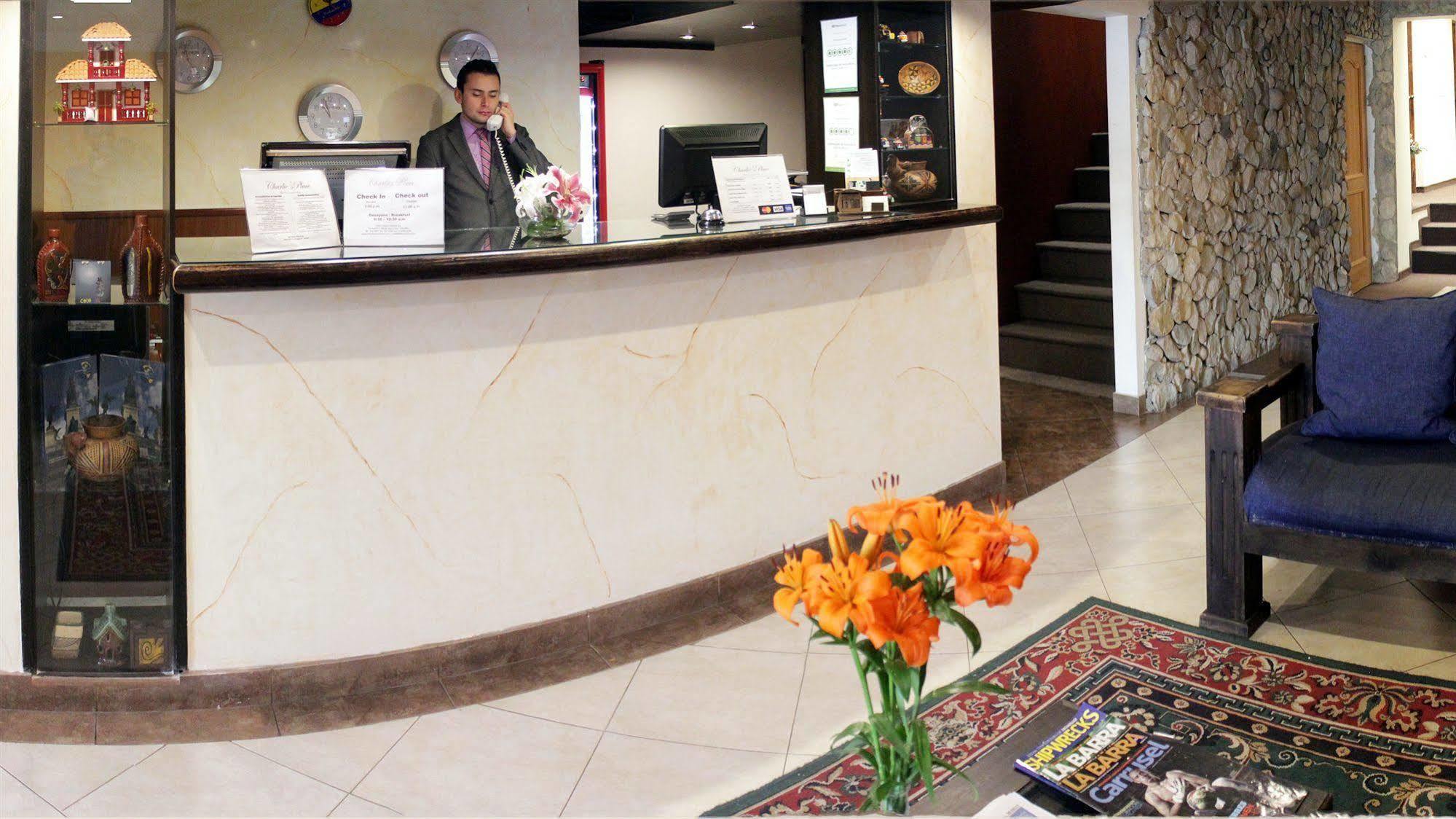 Hotel Charlies Place โบโกตา ภายนอก รูปภาพ