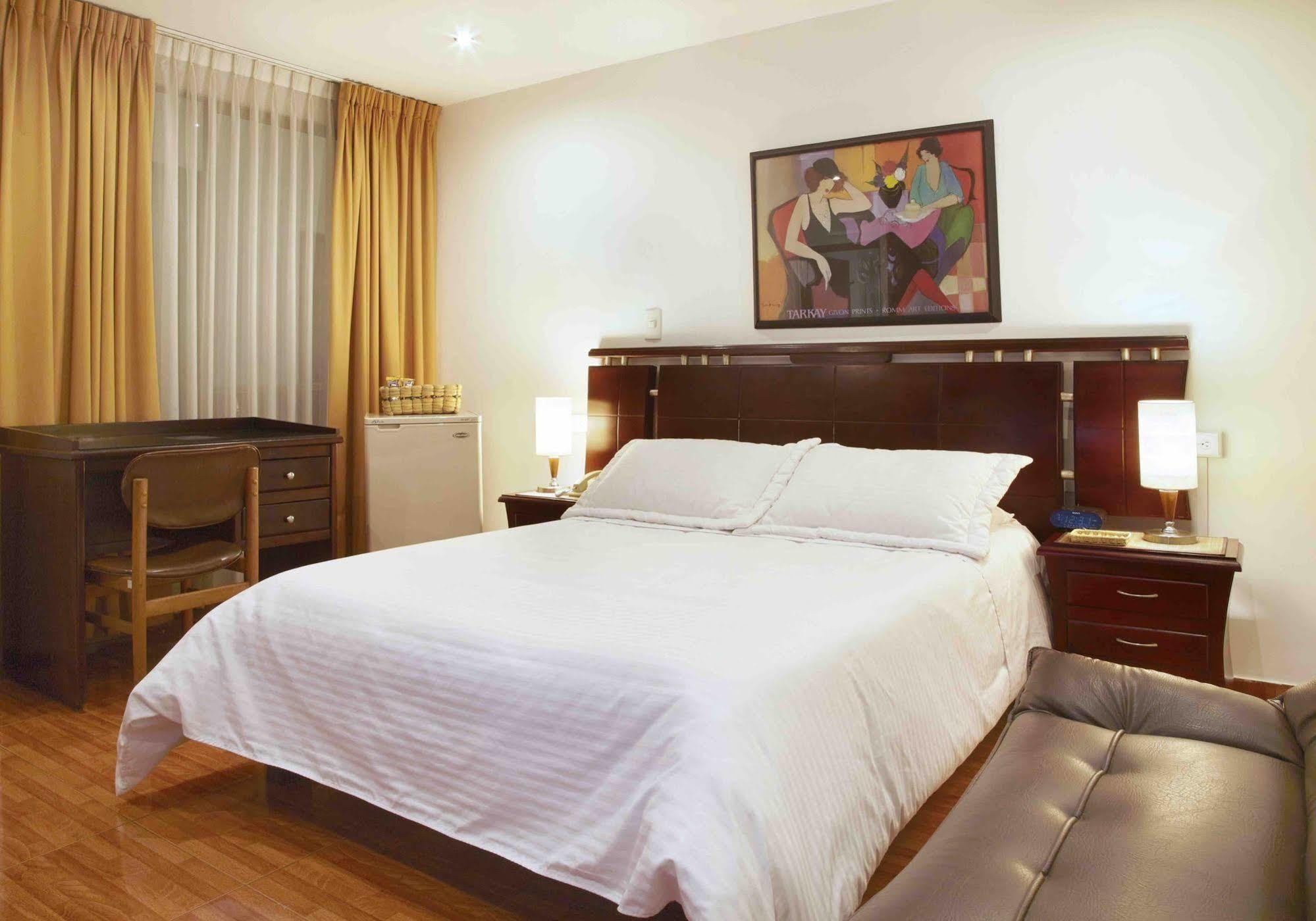 Hotel Charlies Place โบโกตา ภายนอก รูปภาพ