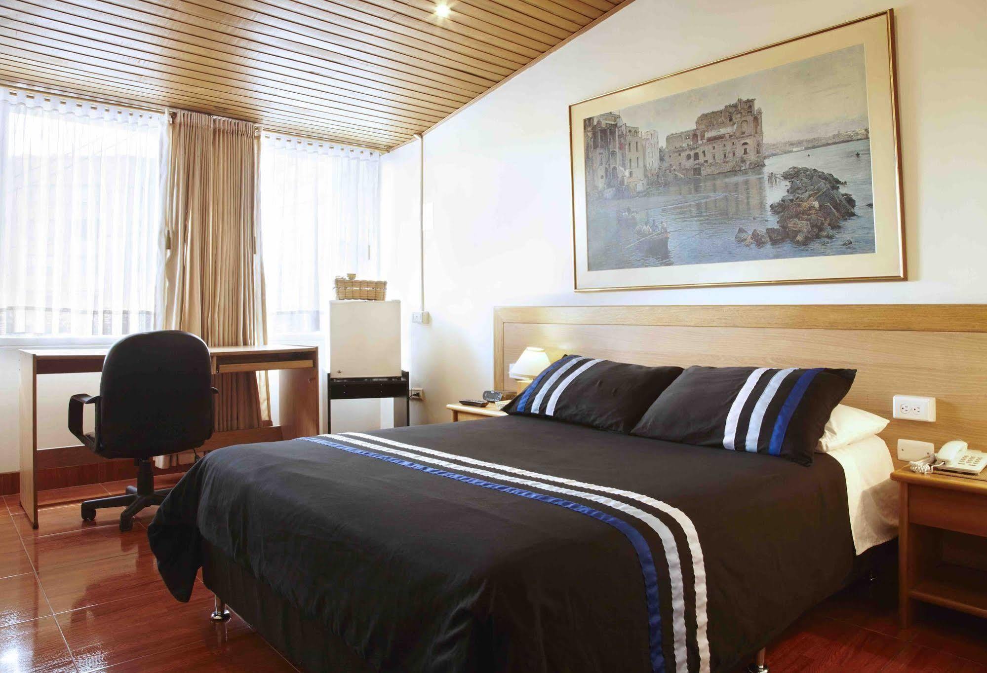 Hotel Charlies Place โบโกตา ภายนอก รูปภาพ