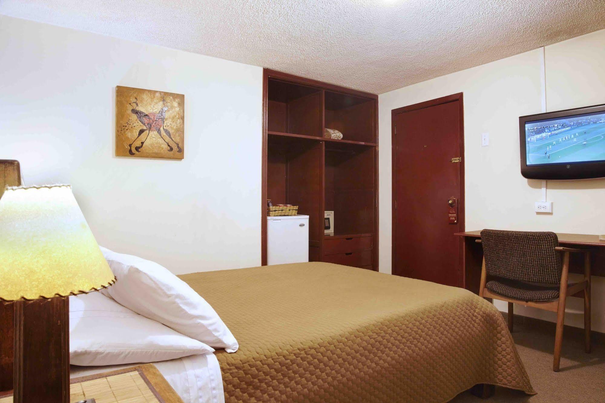 Hotel Charlies Place โบโกตา ภายนอก รูปภาพ